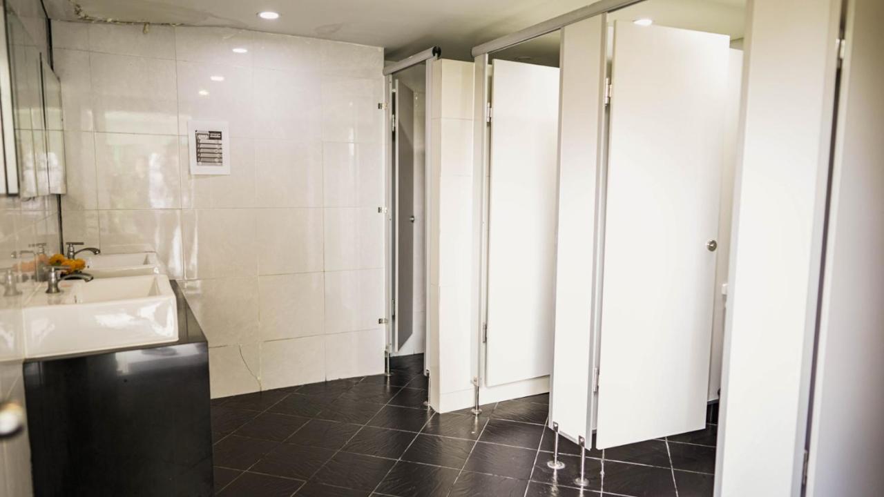 Roomquest Bangkok Don Mueang Airport Esterno foto