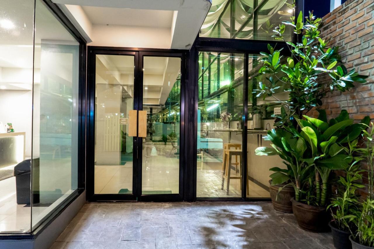 Roomquest Bangkok Don Mueang Airport Esterno foto